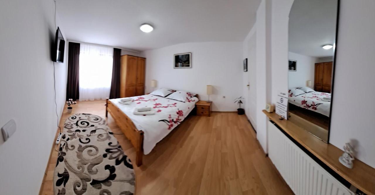 Casa Melinda Leilighet Vişeu de Sus Eksteriør bilde